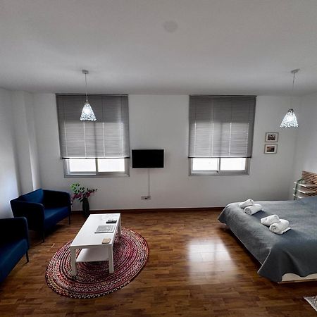 Lovely Studio Apartment In Pafos Kültér fotó