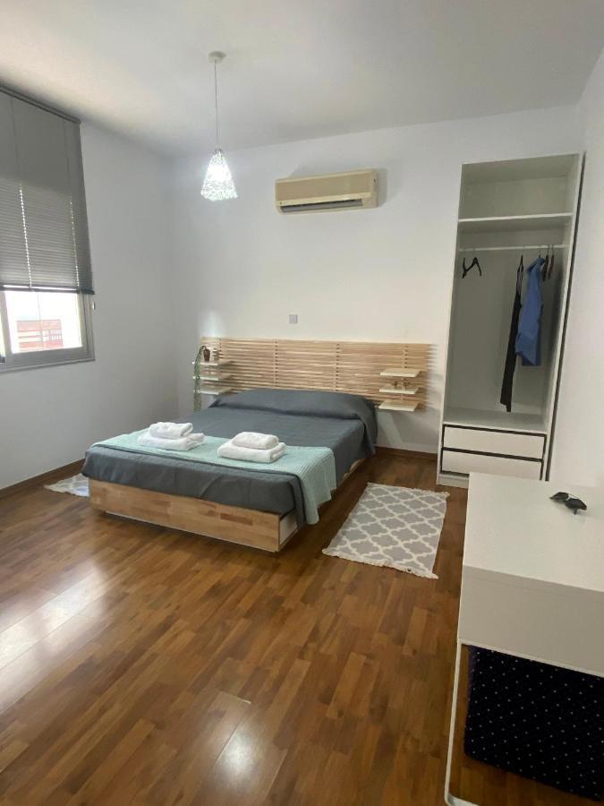 Lovely Studio Apartment In Pafos Kültér fotó