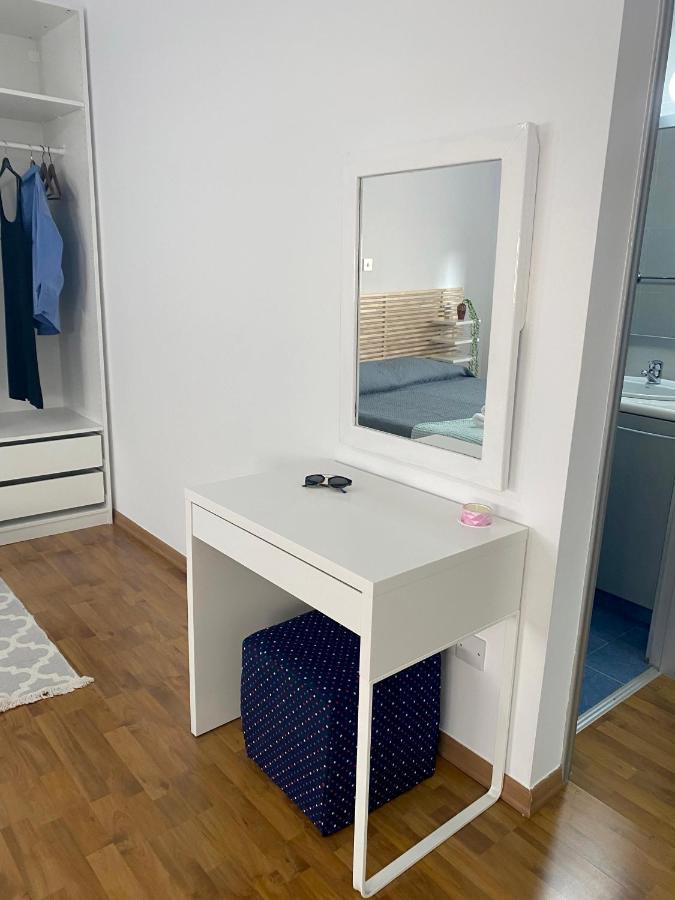 Lovely Studio Apartment In Pafos Kültér fotó
