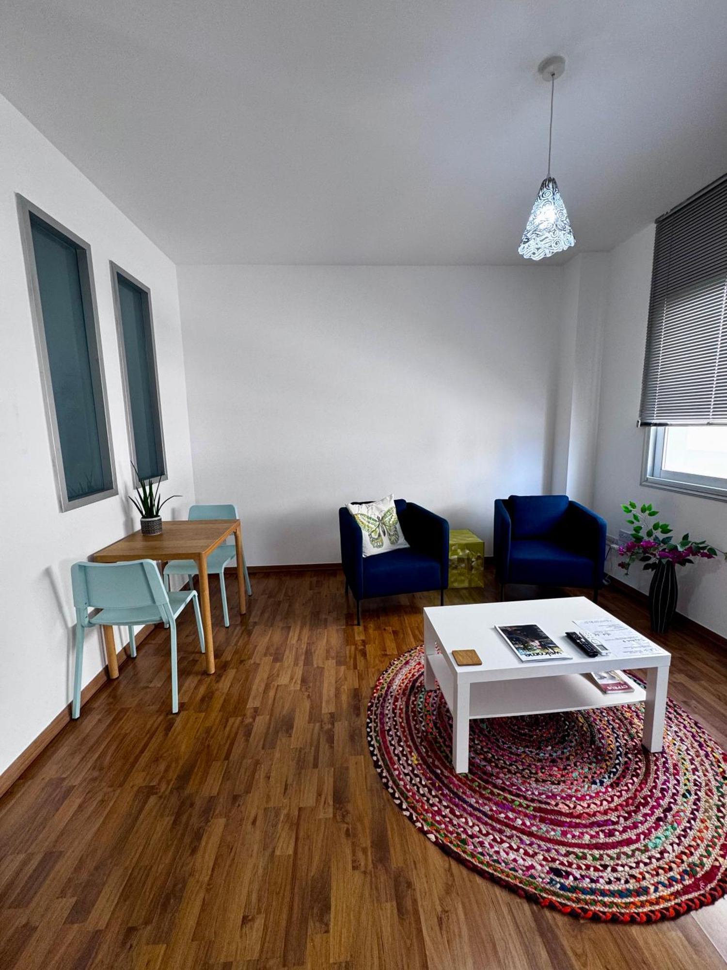 Lovely Studio Apartment In Pafos Kültér fotó